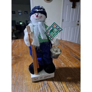 Vintage Prime Line Holiday Gallery Christmas Winter Snowman Let It Snow Figurine